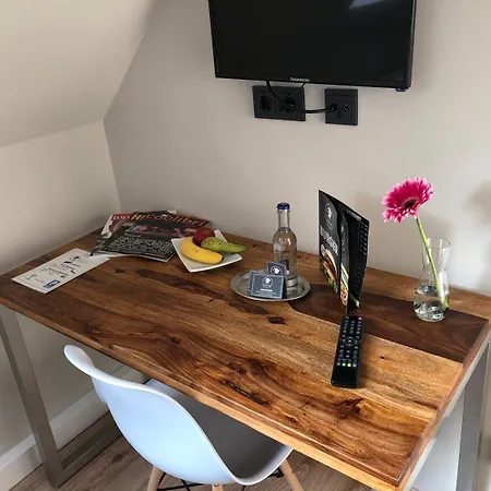 Restaurant Zum Loewen 2* 뒤스부르크