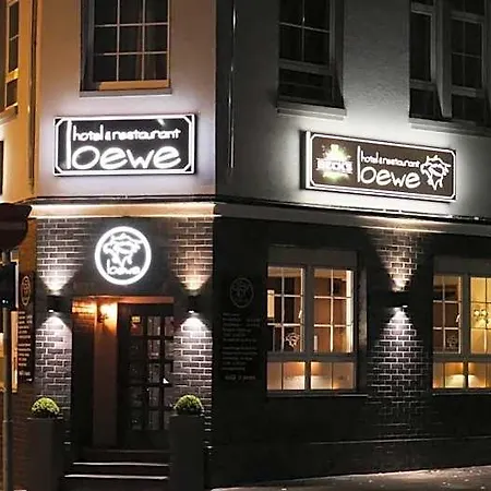 Restaurant Zum Loewen 뒤스부르크