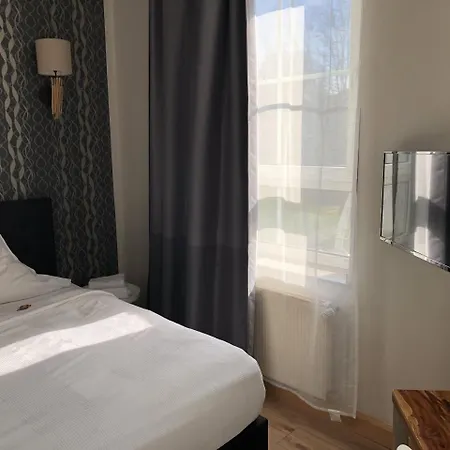 Restaurant Zum Lowen Hotel Duisburg