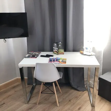 Hotel Restaurant Zum Lowen 2*