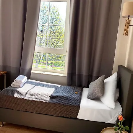 Restaurant Zum Lowen Hotel Duisburg